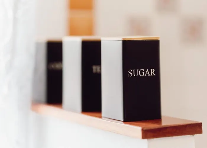 Beautiful Modern Three-room 公寓