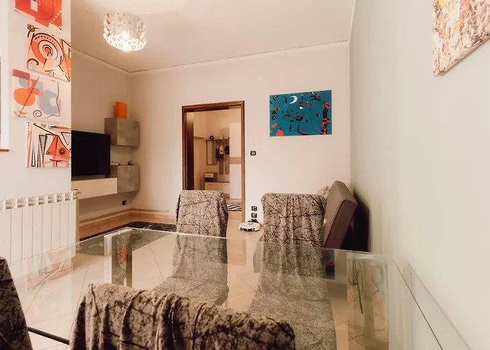 公寓 Beautiful Modern Three-room