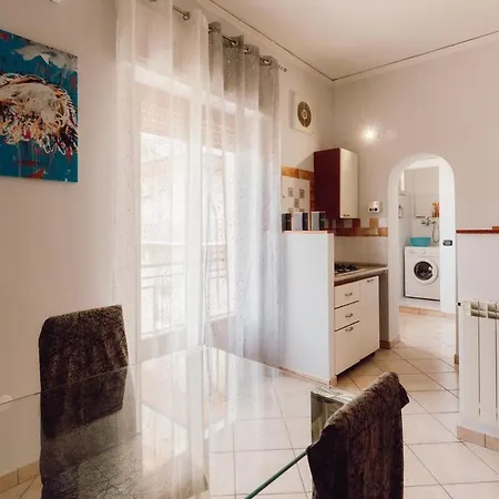 Apartment Beautiful Modern Three-room