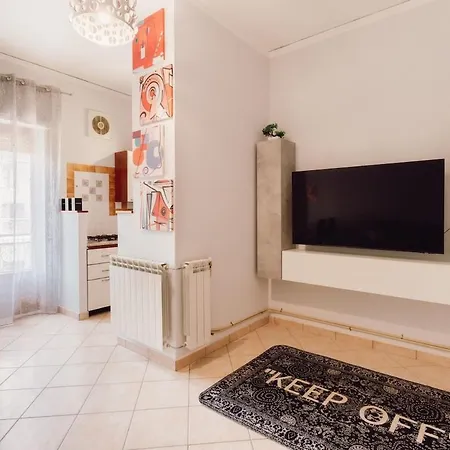דירה Beautiful Modern Three-room